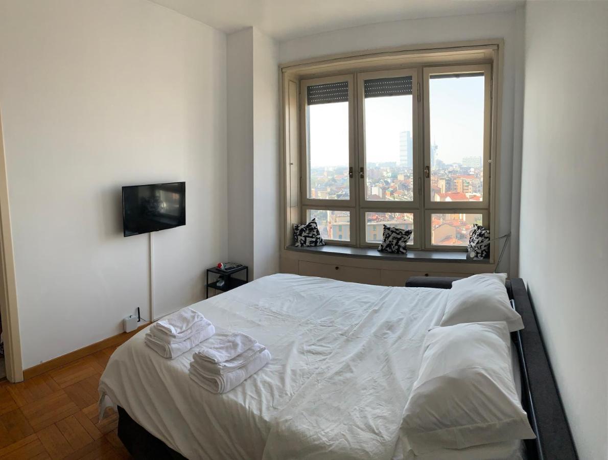 Appartement Monolocale Con Vista Su Milano Extérieur photo